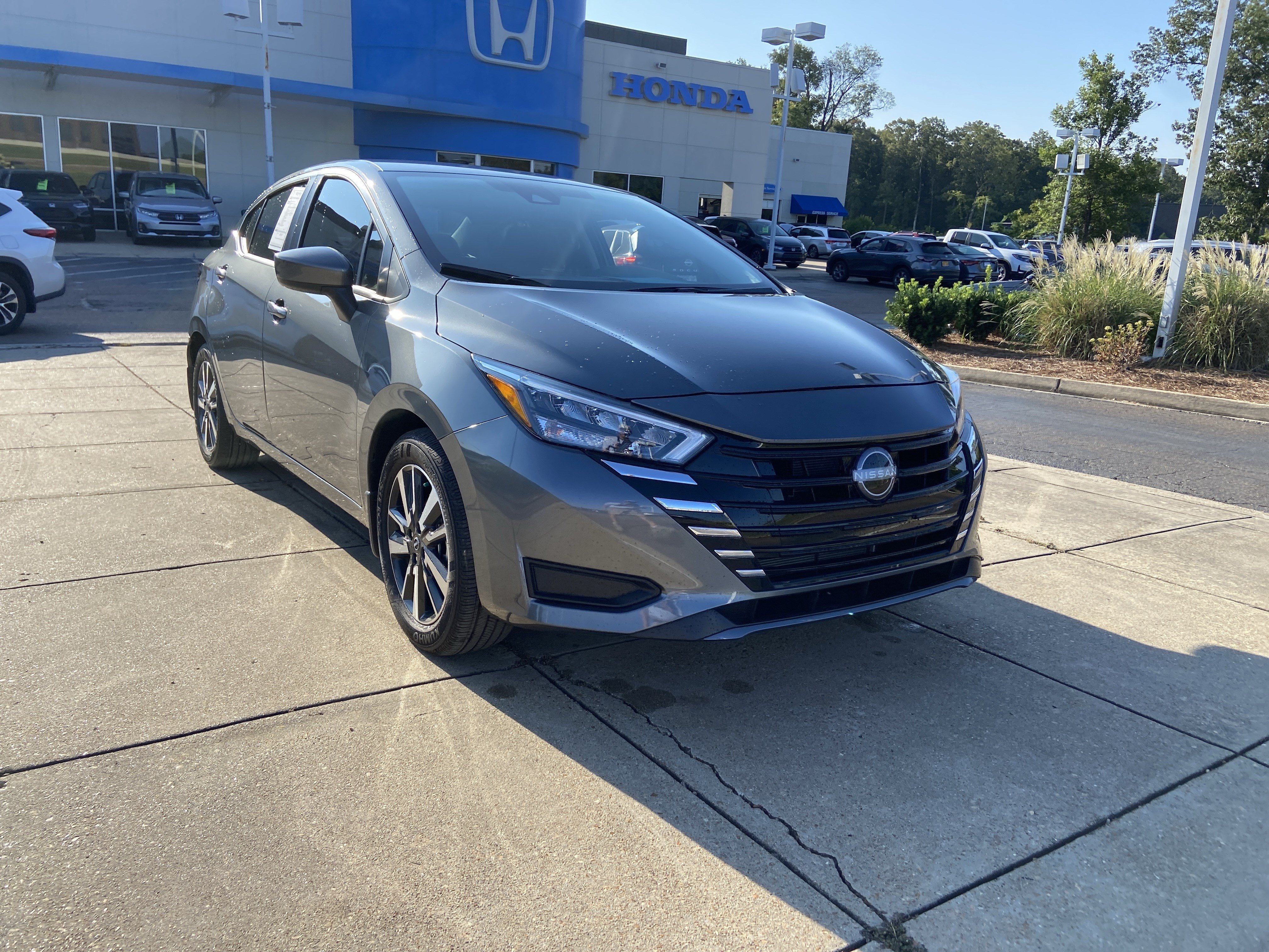 nissan versa sedan 2025 3N1CN8EV6SL883838 image nissan versa sedan 2025 3N1CN8EV6SL883838 image
